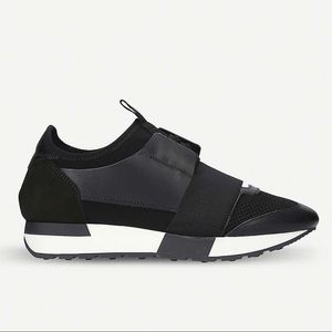 ***FLASH SALE*** 100% AUTHENTIC BALENCIAGA RACE RUNNER WOMEN’s SNEAKERS - NOIR.